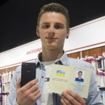 iphone 改名 ウクライナ 男性