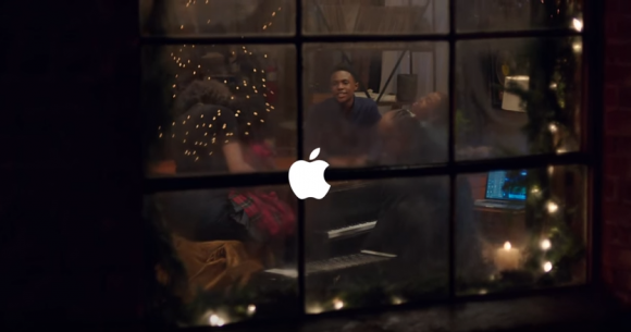 Apple スティービー ワンダーが熱唱するクリスマスの新cmを公開 Iphone Mania