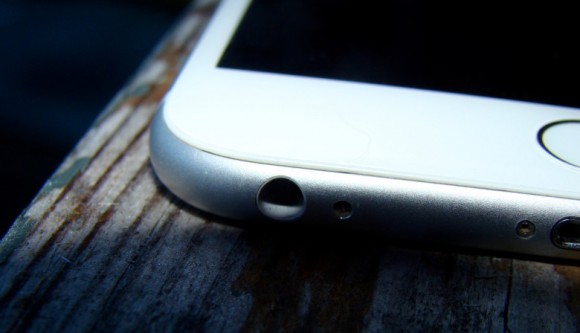 iPhone6s　ヘッドフォン端子