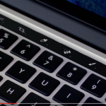 MacBook Pro OLEDタッチバー