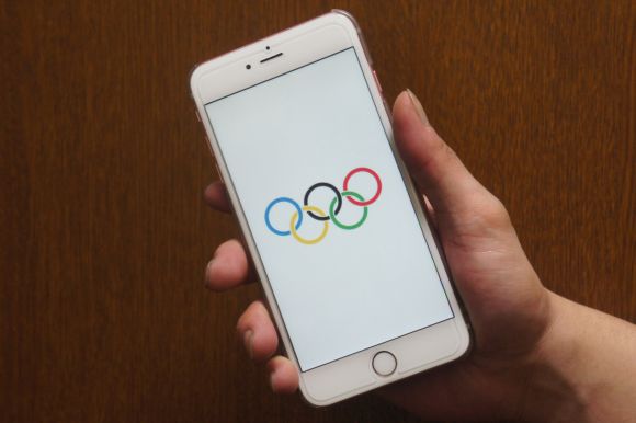 iPhone 五輪 オリンピック フリー