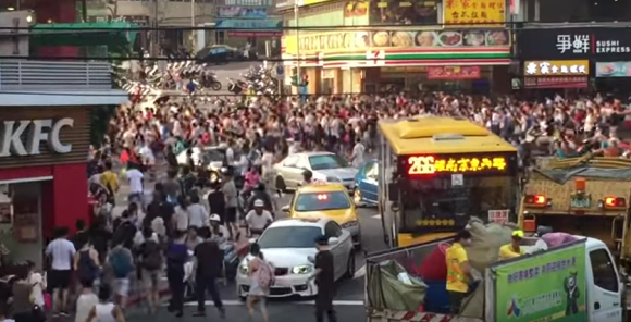 台湾で ポケモンgo の熱狂ぶりが凄まじいことに リリース3日目で千人以上罰則 Iphone Mania