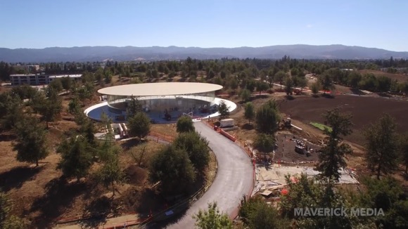 Apple Park 2017年8月 Matthew Roberts