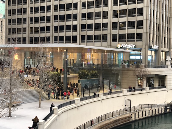 Apple Store　シカゴ　Chicago
