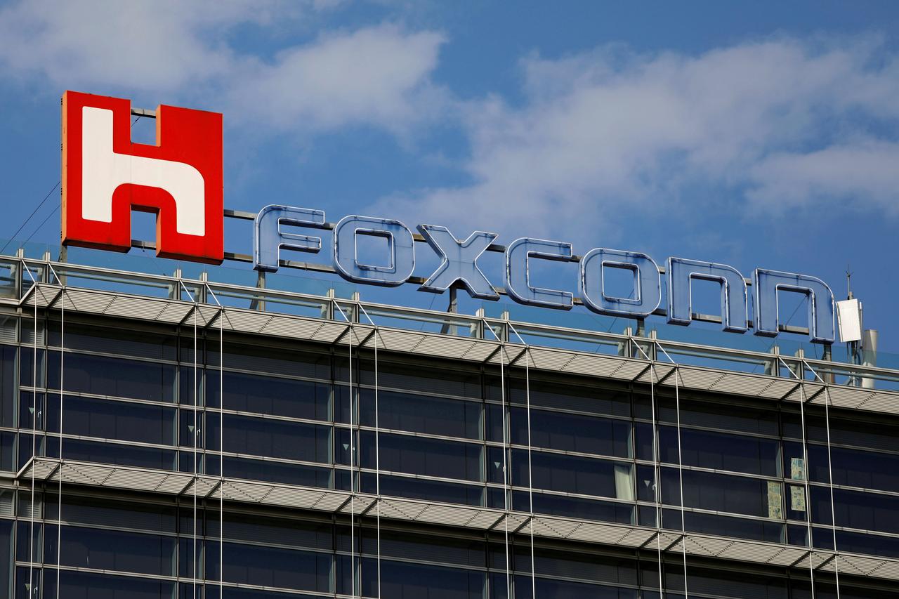 Foxconn adv high res