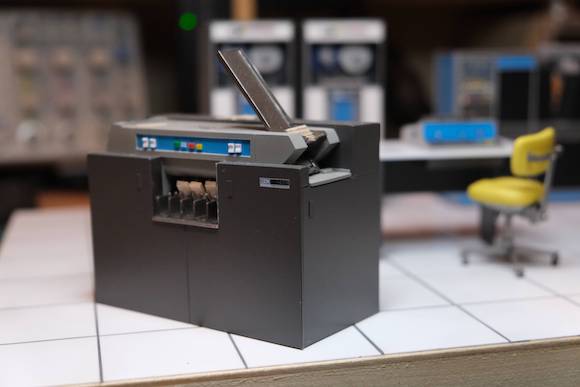IBM 1401 miniature_05