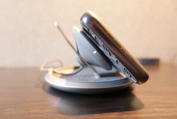 +logo moshi wireless charger 01 (7)