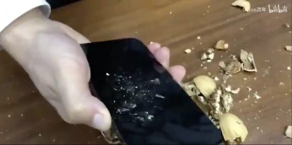 iphone12 pro 胡桃　クルミ　破壊　実験
