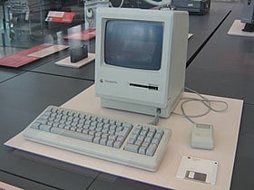 Macintosh plus