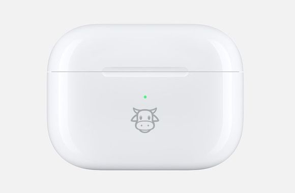 Apple AirPods Pro 「牛」刻印
