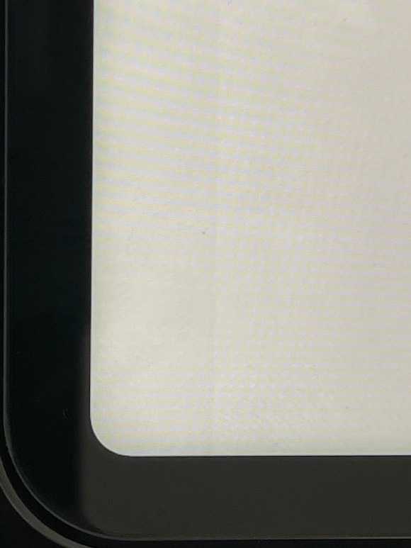 iPad Pro miniLED green gate_01