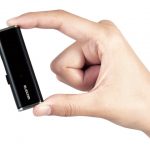 エレコム、USBメモリーサイズの超軽量・小型外付けSSDを発売