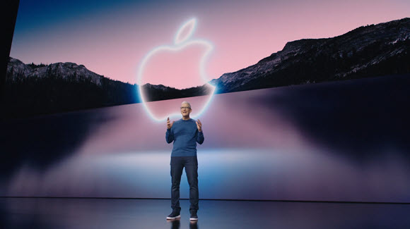 Apple イベント ティム・クック