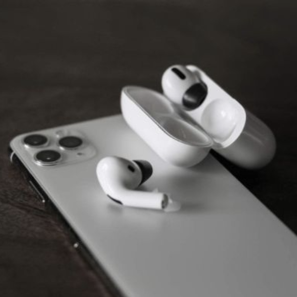 AirPods Pro Comply