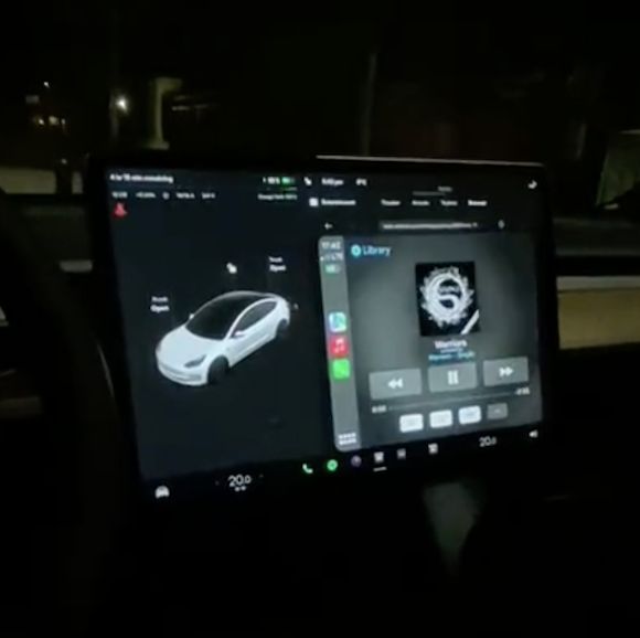 Tesla CarPlay