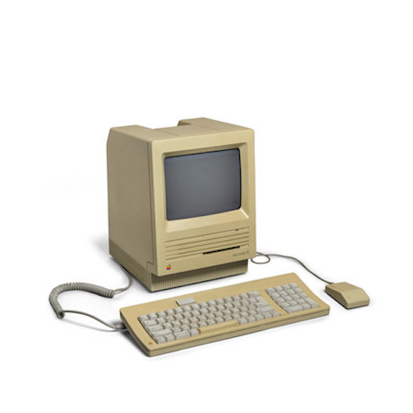 Macintosh SE auction_3