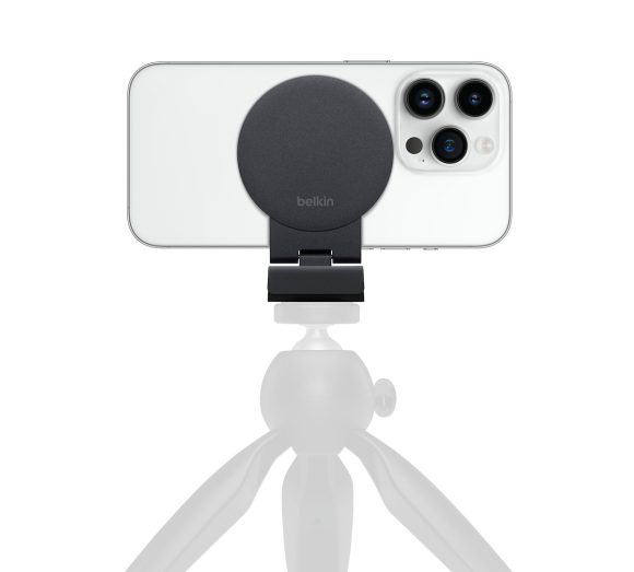 Apple 「Belkin iPhone Mount with MagSafe for Mac desktops and displays」