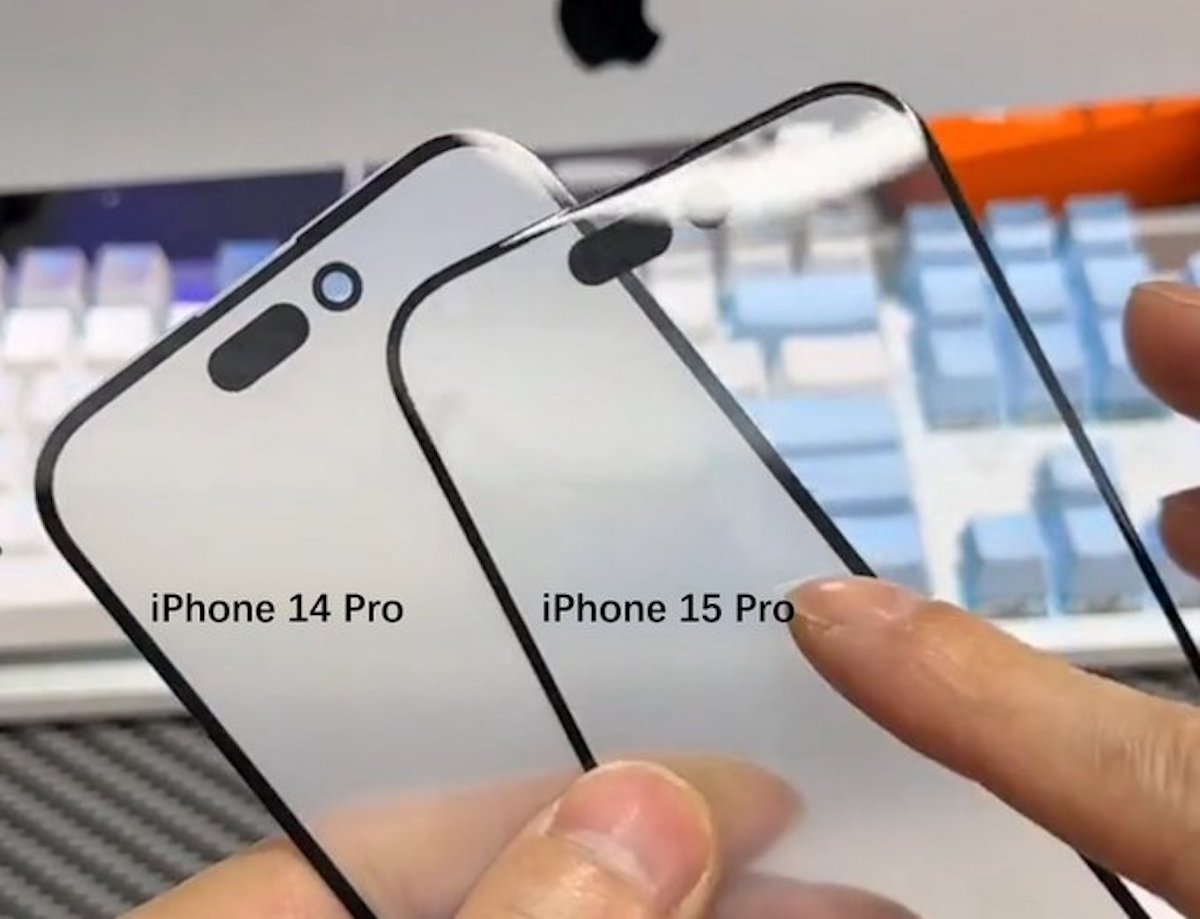 iPhone15、iPhone15 Proスクリーンガラス