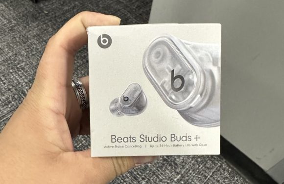 Beats Studio Buds+パッケージ画像