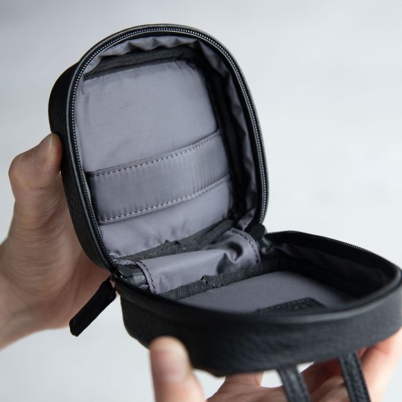 土屋鞄製造所 objcts.io 『ウィークエンドカメラバッグ ベビーサイズ + iPhoneケースセット』