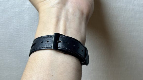 objcts.io 防水レザーバンド for Apple Watch　レビュー