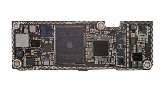 iPhone-15-Pro-Max-logic-board