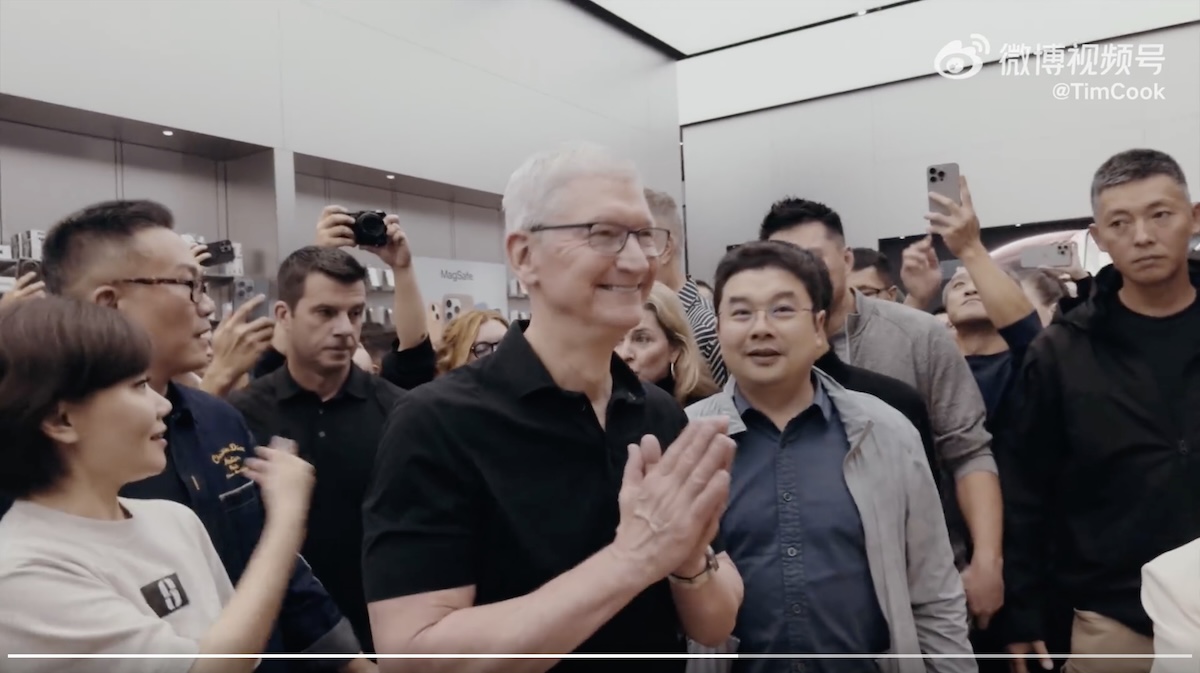 Apple ティム・クックCEO 中国訪問
