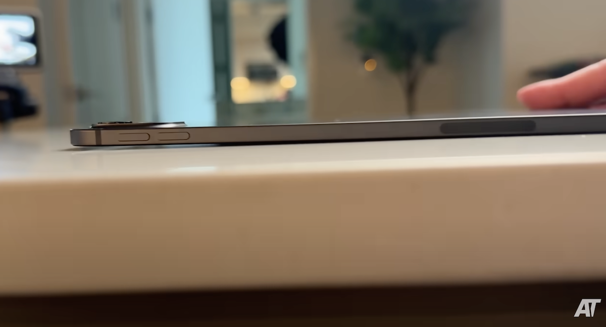  M4 iPad Pro 曲げテスト: 薄さにもかかわらず M2 モデルと同等の耐久性