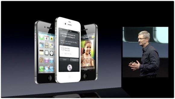 2011年10月 AppleEvent iPhone4s 発表 ティム・クックCEO