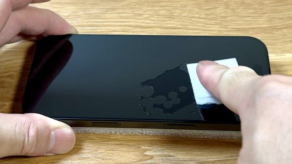 Deff iPhone16 Pro ガラスフィルム レビュー