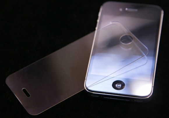 次世代iPhoneは3Dディスプレイ搭載？