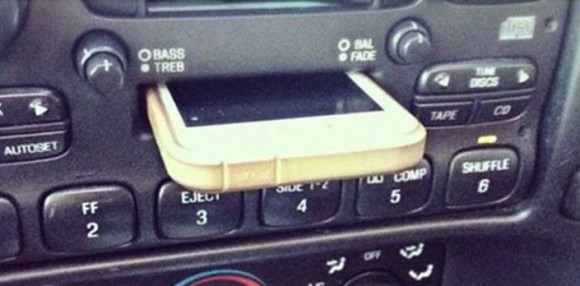 iphone　カセットテープ