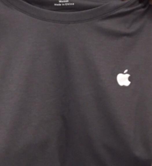 iPhone6s/6s Plusの発売日はアップルストア店員のシャツがグレーに！