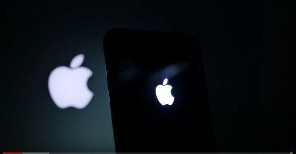 iPhone7 Plus 光る Apple ロゴ