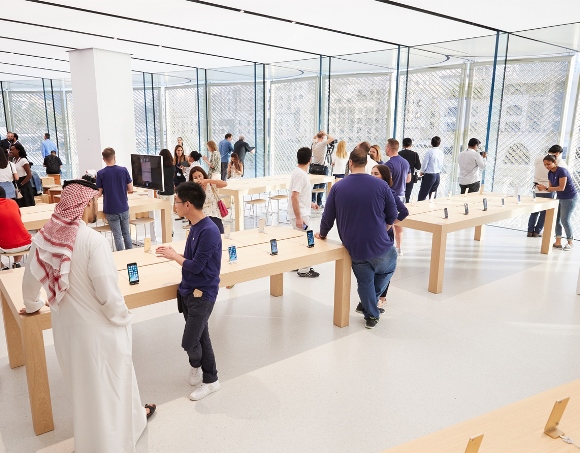Apple Dubai Mall
