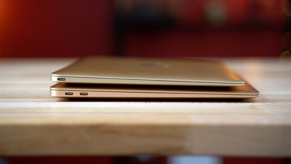新型macbook Airと12インチのmacbookを比べてみる Iphone Mania