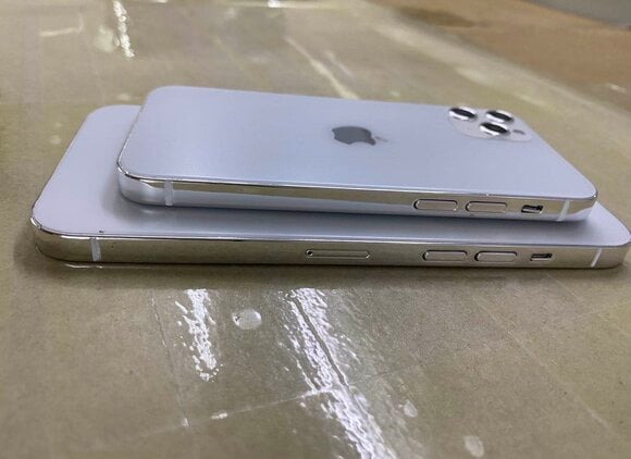 iPhone12 dummies