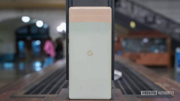 カメラバンプのないPixel 6