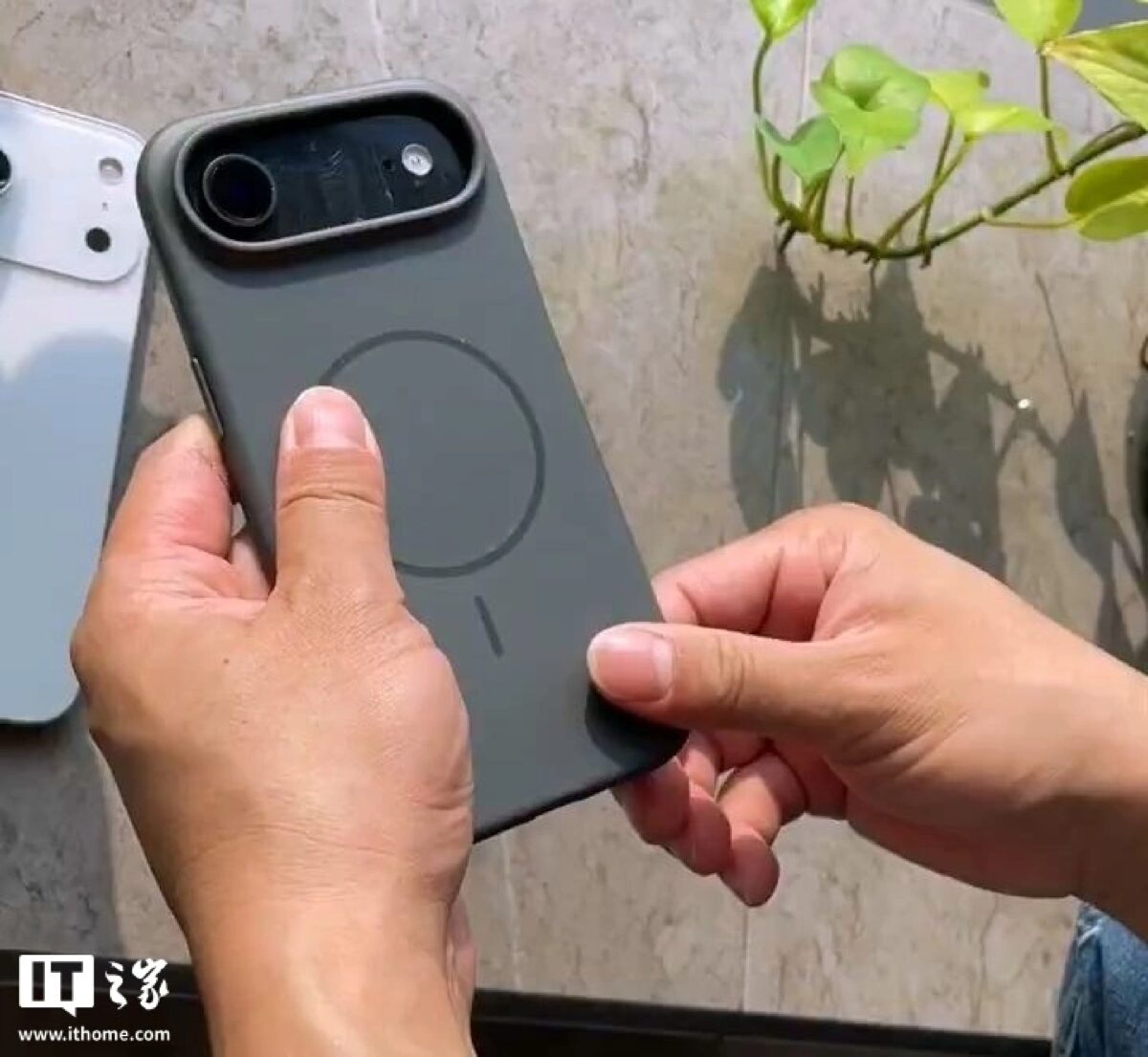 iPhone17 Air向けBeats Case with MagSafeらしき動画投稿