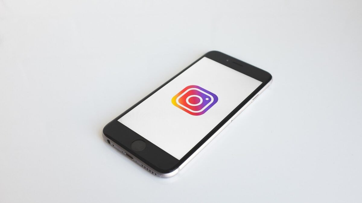 Instagramのリポスト15