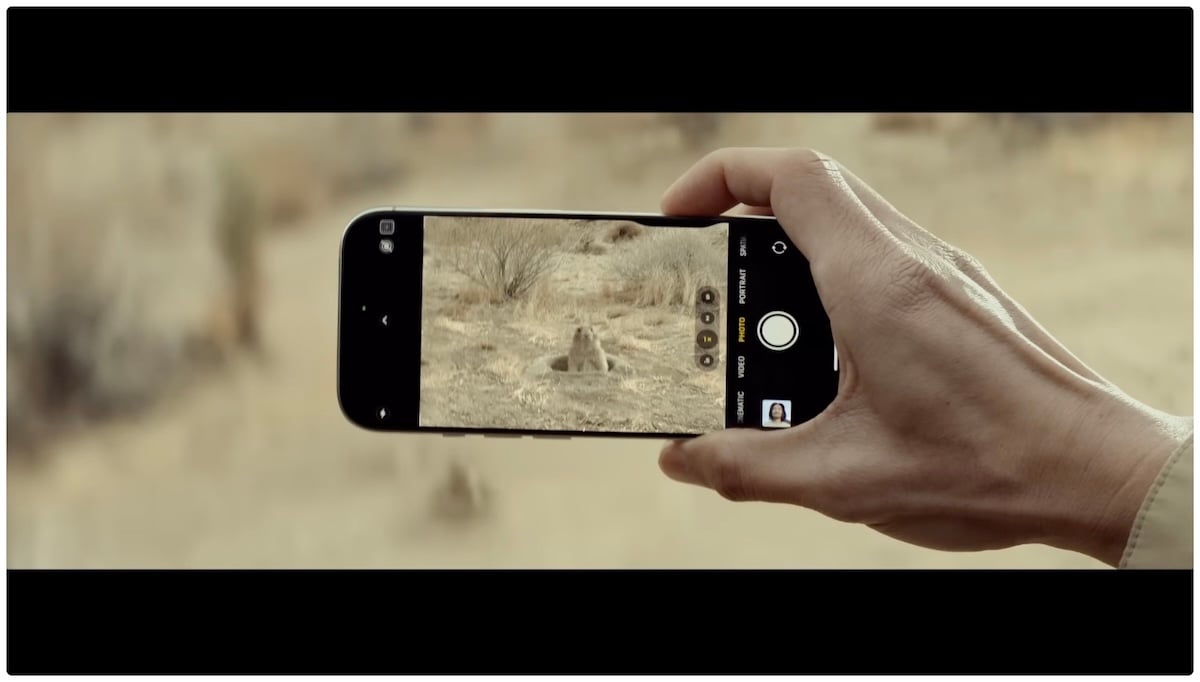 iPhone16 Pro カメラコントロール CM 「Snap-a-Mole」