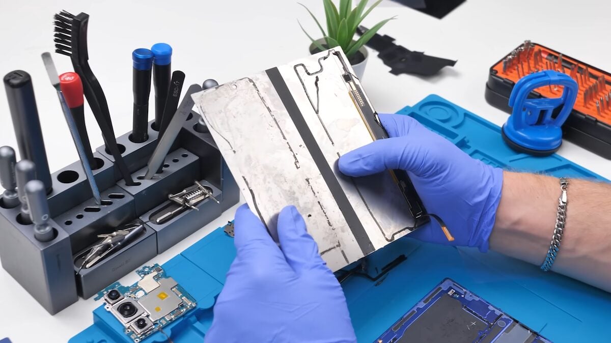 Galaxy Z Fold7 teardown_16