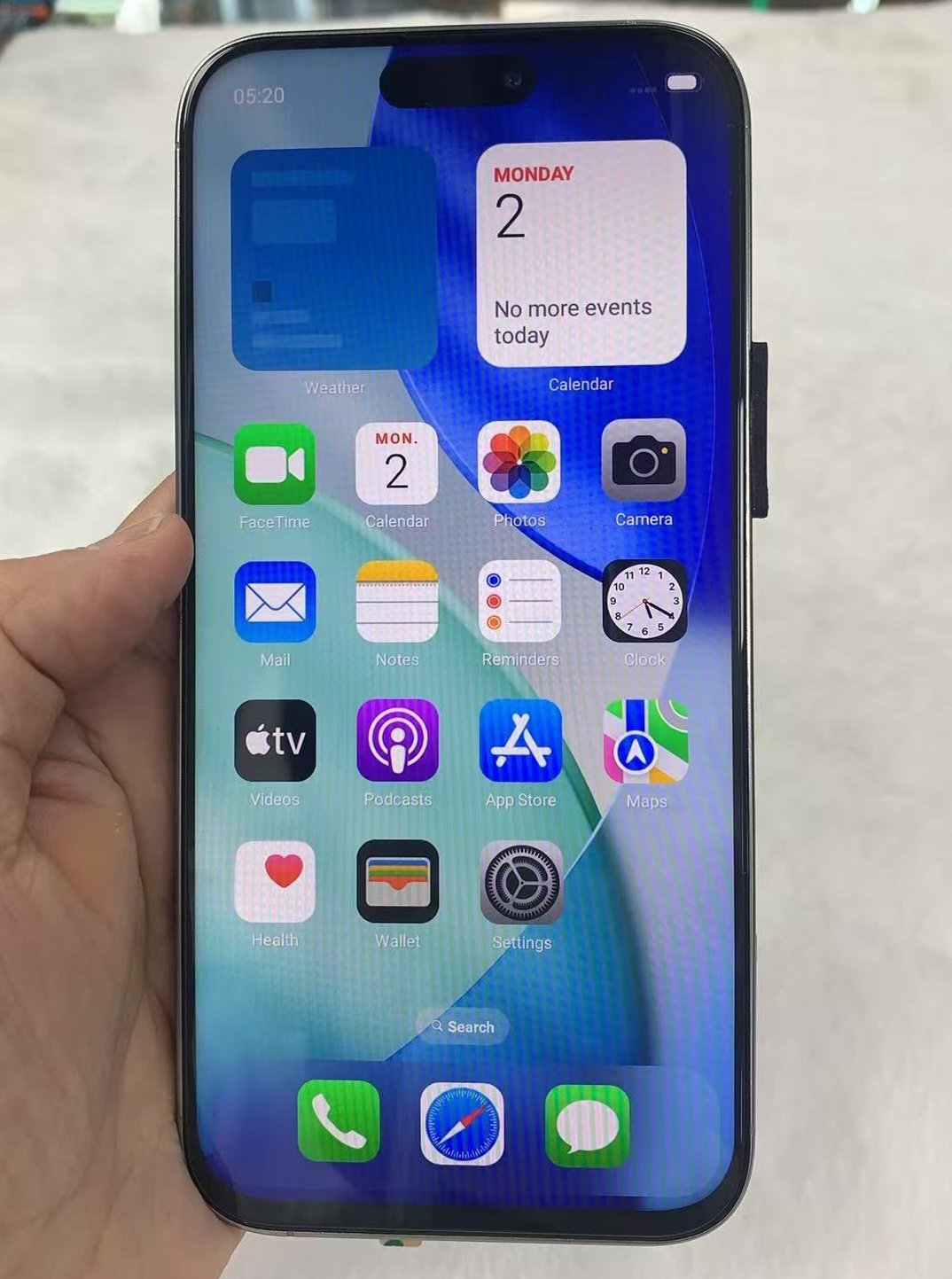 Fake iPhone17 Pro_4