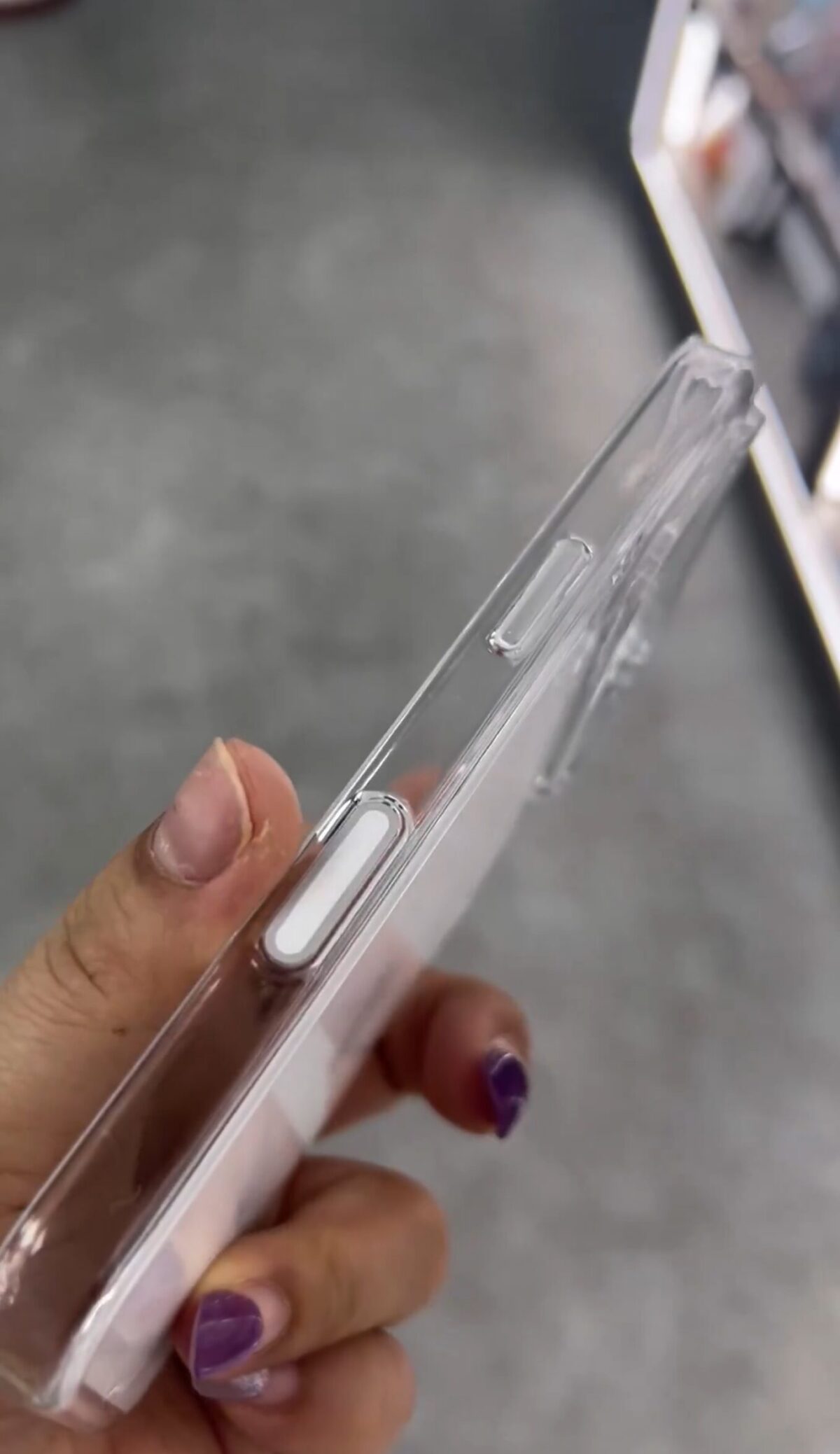 iPhone17 Pro case SD_2