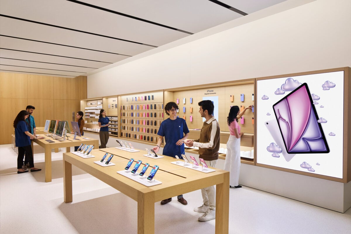 apple hebbal