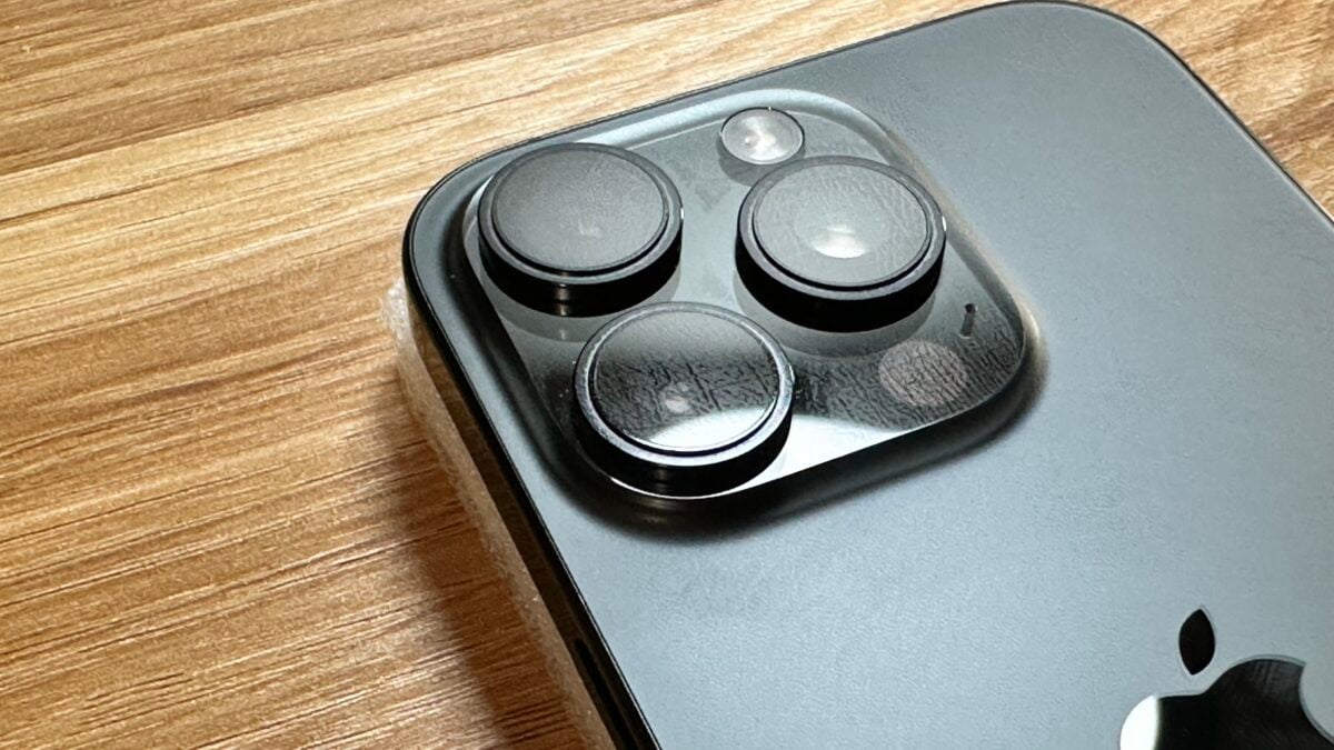 iOS26 新機能 「レンズクリーニングのヒント」 iPhone Mania