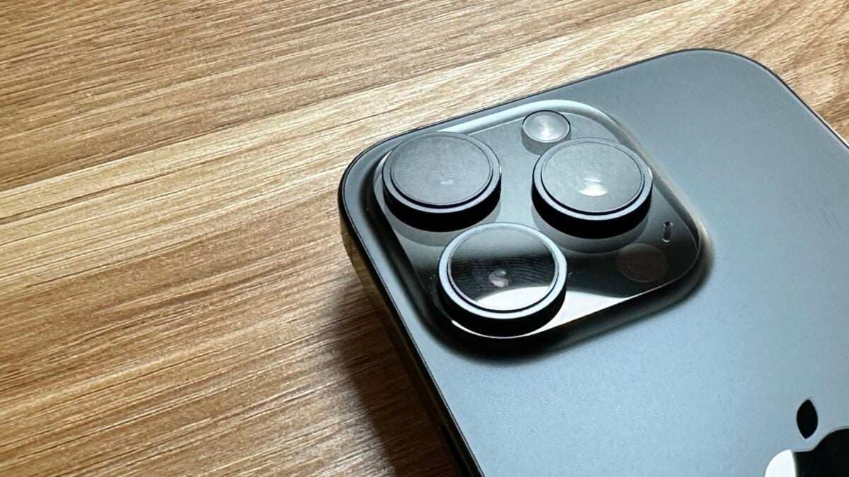 iOS26 新機能 「レンズクリーニングのヒント」 iPhone Mania