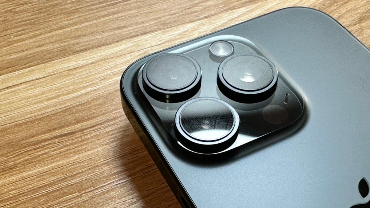 iOS26 新機能 「レンズクリーニングのヒント」 iPhone Mania