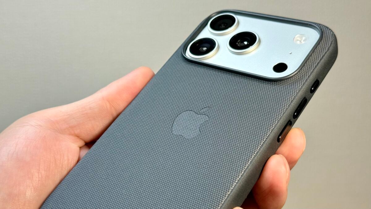 iPhone17 Pro テックウーブンケース クロスボディストラップ レビュー hato/iPhone Mania