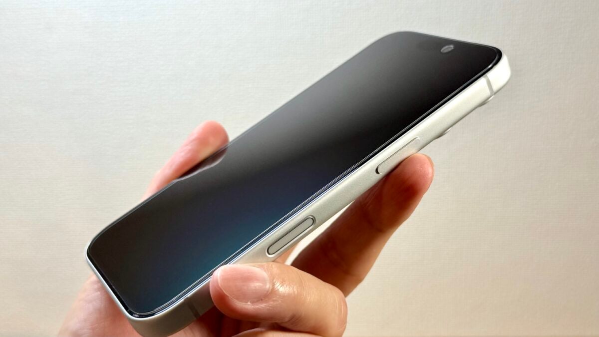 iPhone17 Pro Simplism 「貼るピタNEO」 ガラスフィルム レビュー